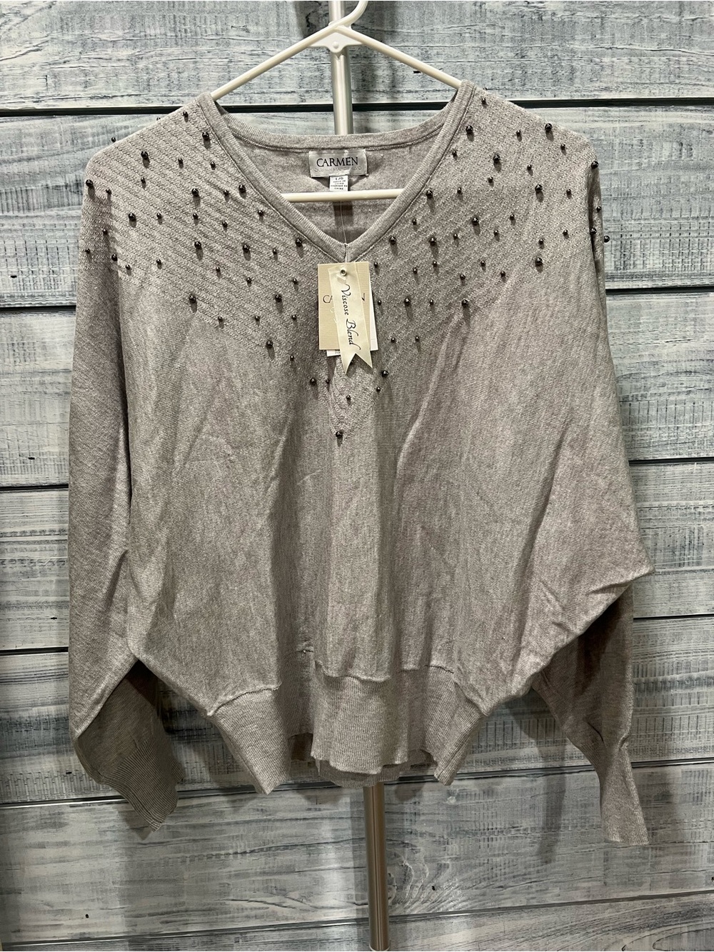 Carmen Marc Valvo Gray V-Neck Beaded Knit Pullover